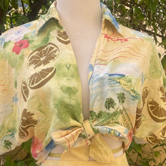 Forever 21 Tropical Hawaiian Print Button Up Shirt & Skirt Set - Picture 8 of 8